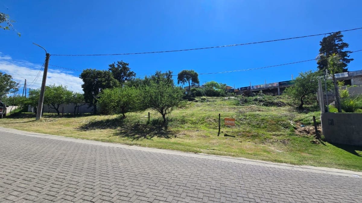 Alta Gracia, Córdoba, Lote de 877 m2 con vista a las sierras en B° El Golf