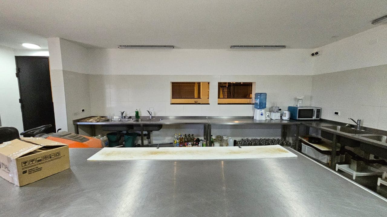 Córdoba, Alta Gracia, Salón comercial de 956m2 sobre Ruta C-45 en Eje Comercial y de Servicios foto 13