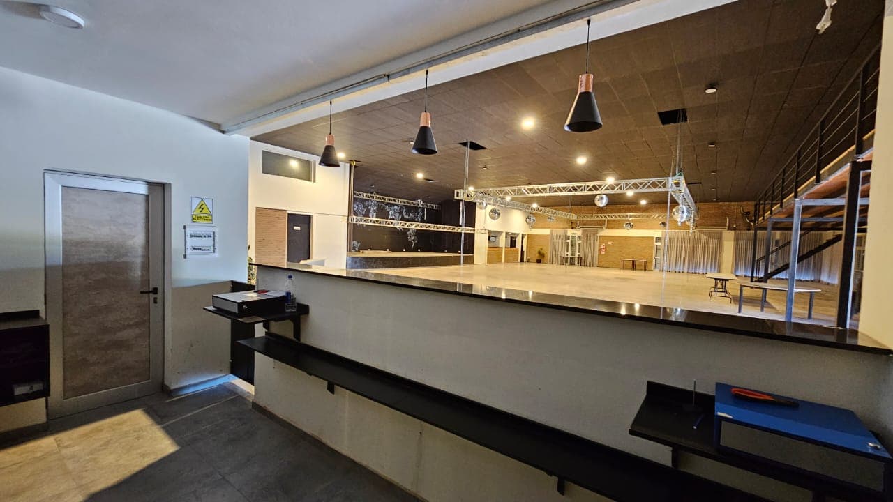 Córdoba, Alta Gracia, Salón comercial de 956m2 sobre Ruta C-45 en Eje Comercial y de Servicios foto 25