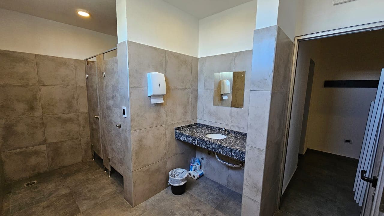 Córdoba, Alta Gracia, Salón comercial de 956m2 sobre Ruta C-45 en Eje Comercial y de Servicios foto 33