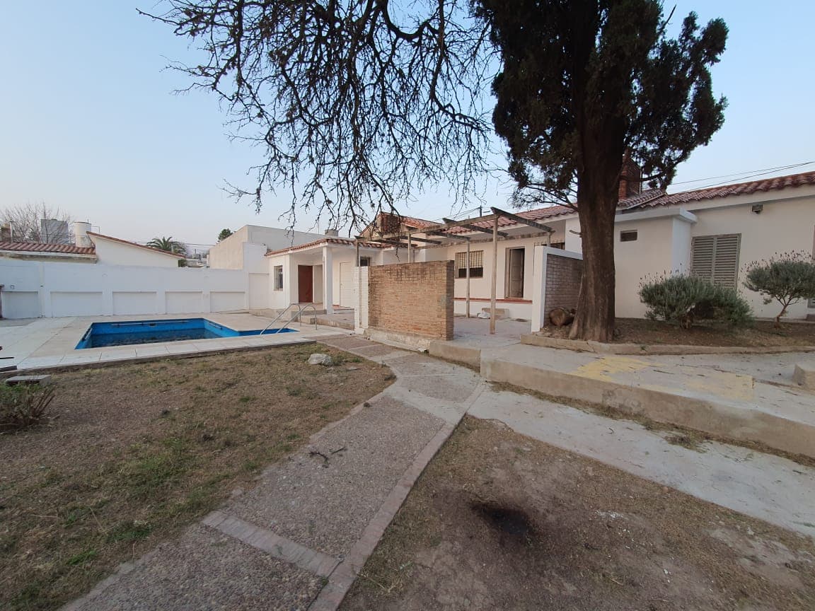 Alta Gracia, Córdoba, Casa de 3 dormitorios mas dependencias en B° Pellegrini foto 16