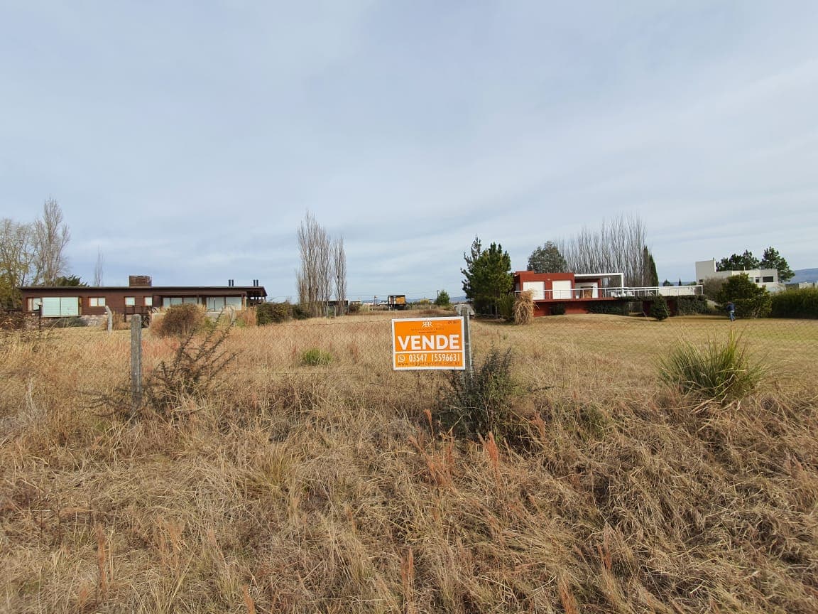 Potrero de Garay, Barrio del Lago, Los molinos, se vende espectacular lote de 1800 m2 sobre la costa del Lago foto 12