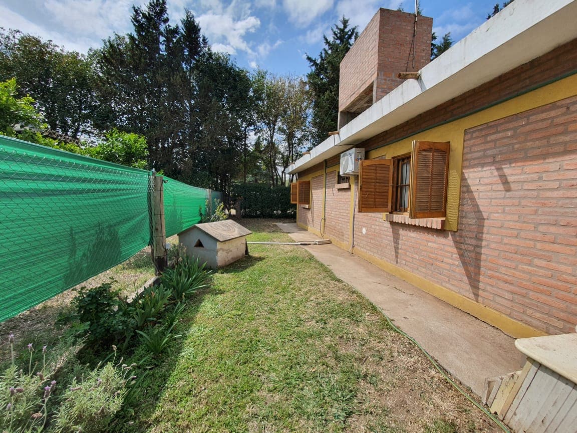 Córdoba, Anisacate, Casa de 2 dormitorios con piscina foto 11